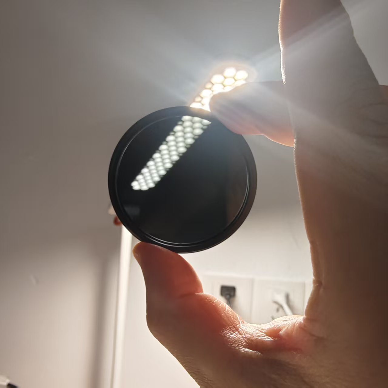 Lighting Glass Photography - 52mm Frame Lens Reduce Visible Lights