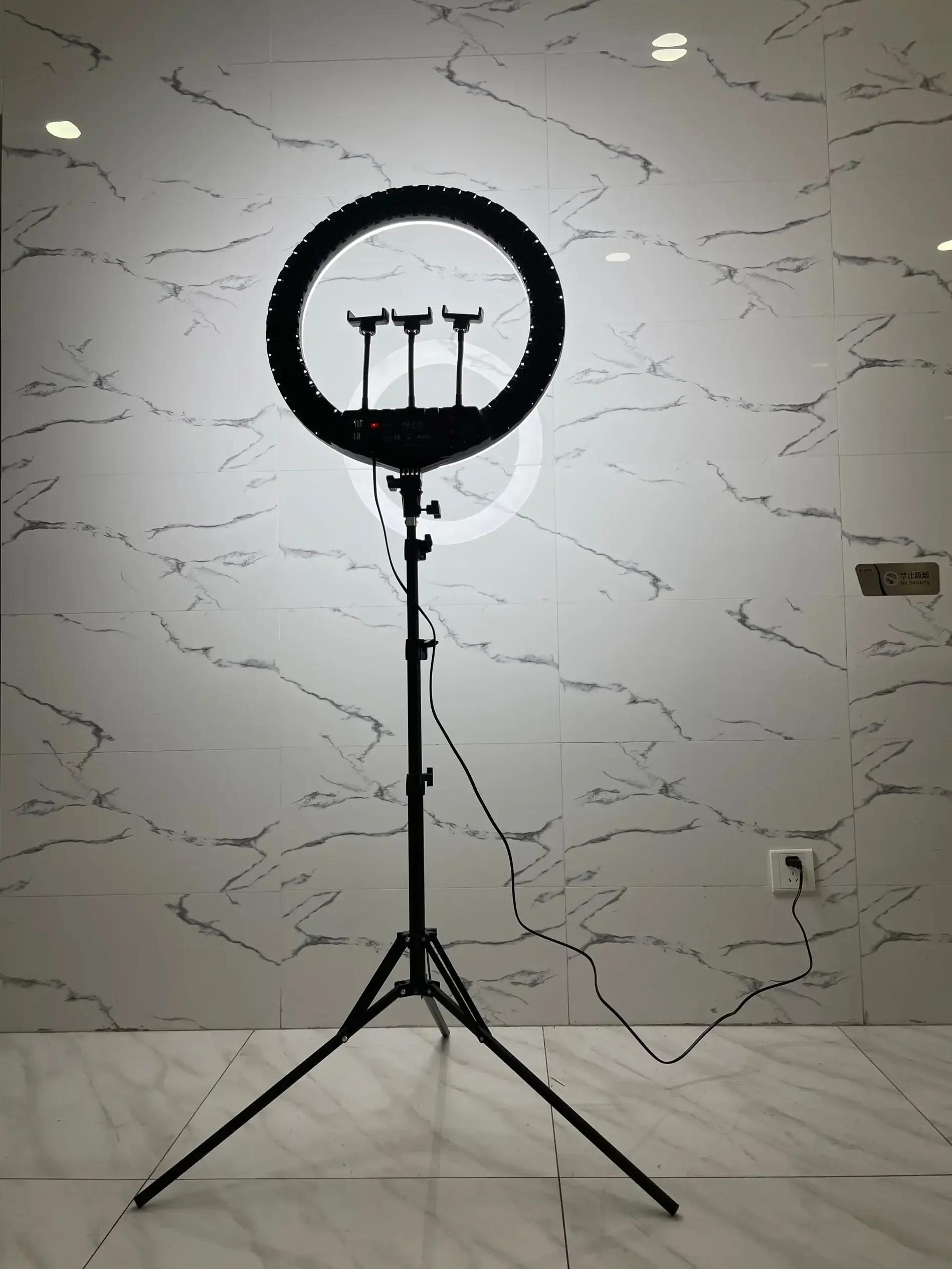 HQ-21n 21 Inch LED Ring Light  - Photography With Lighting recension och pris